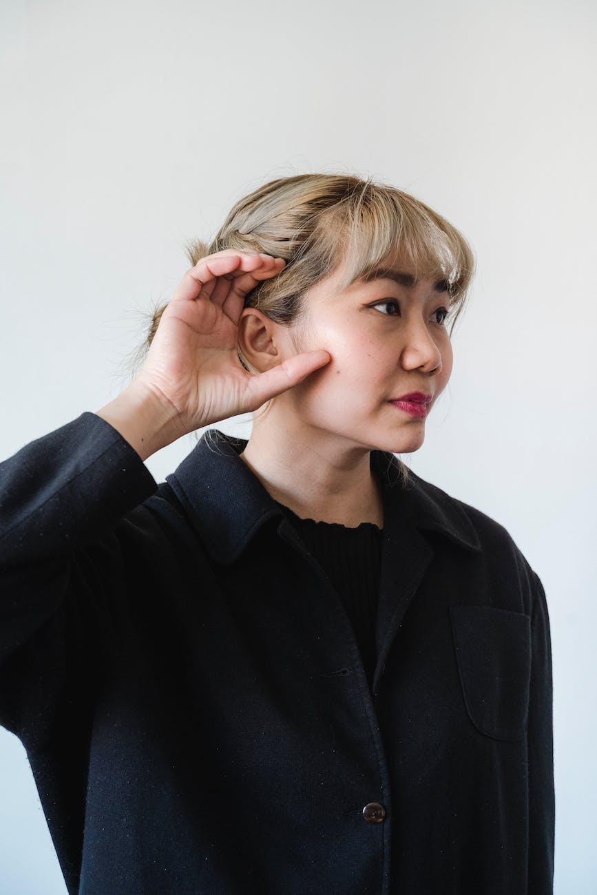 Who Helps You Acclimate to Being Hard of&nbsp;Hearing?