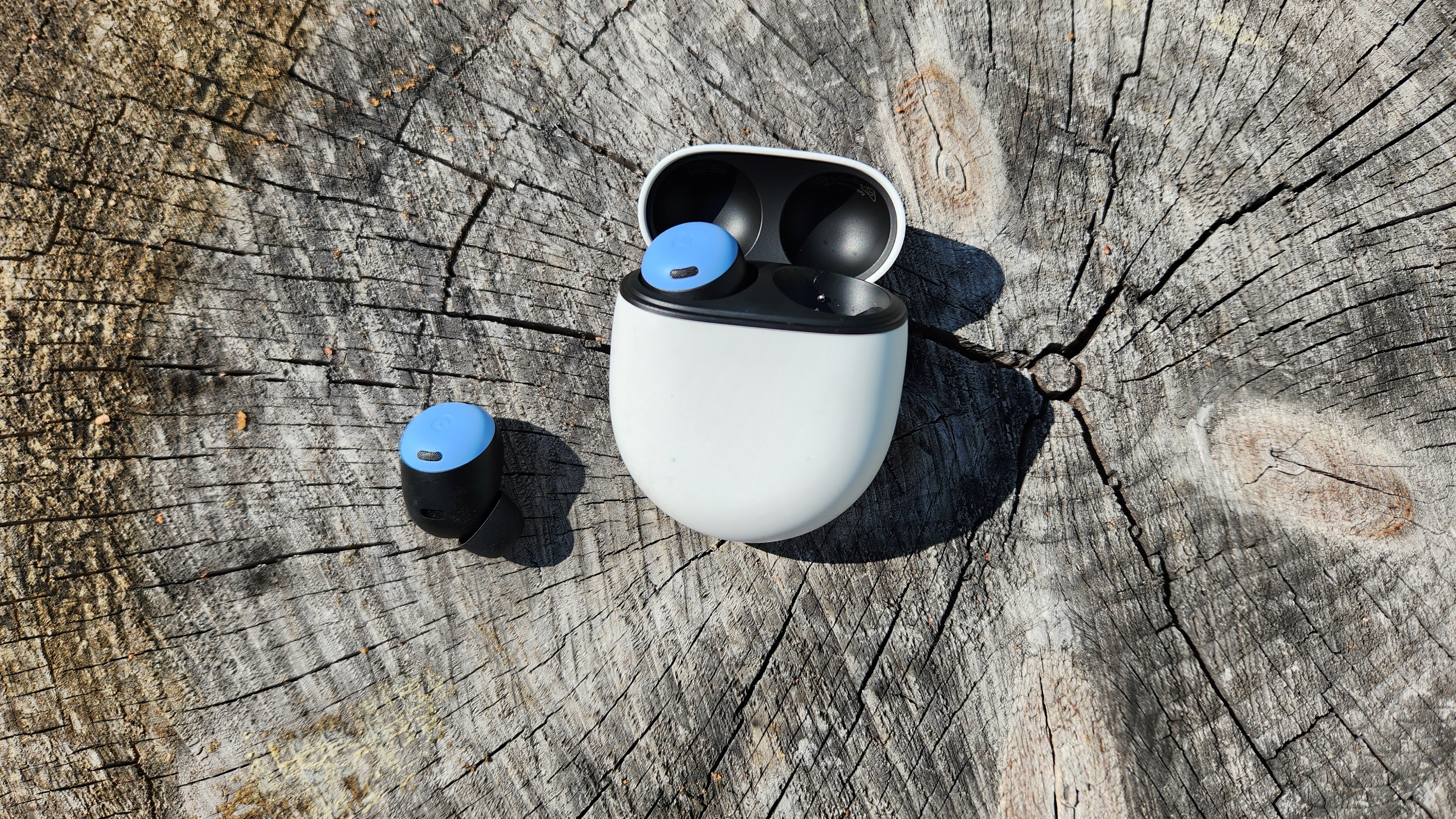 Earbuds and Single Sided Deafness – The 